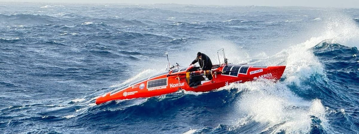 Путешественник Федор Конюхов вошел в историю — он стал первым человеком, который пересек Южную Атлантику на весельной лодке