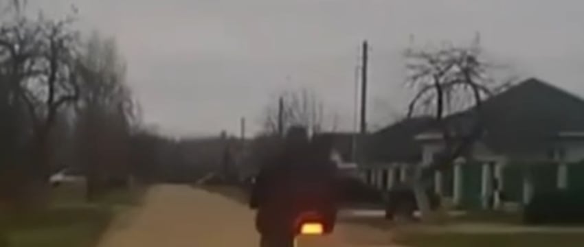 ГАИ показала кадры погони за пьяным мотоциклистом