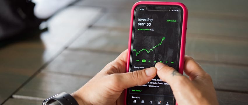 Подорожали сладости и кофе, а что подешевело? Стало известно, как изменились цены в январе