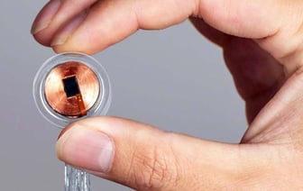 Neuralink успешно имплантировала чип в мозг второму пациенту, рассказал Маск