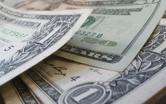 Мужчина из США выиграл лотерейный приз в размере 1 миллиона долларов во время остановки за энергетическим напитком.