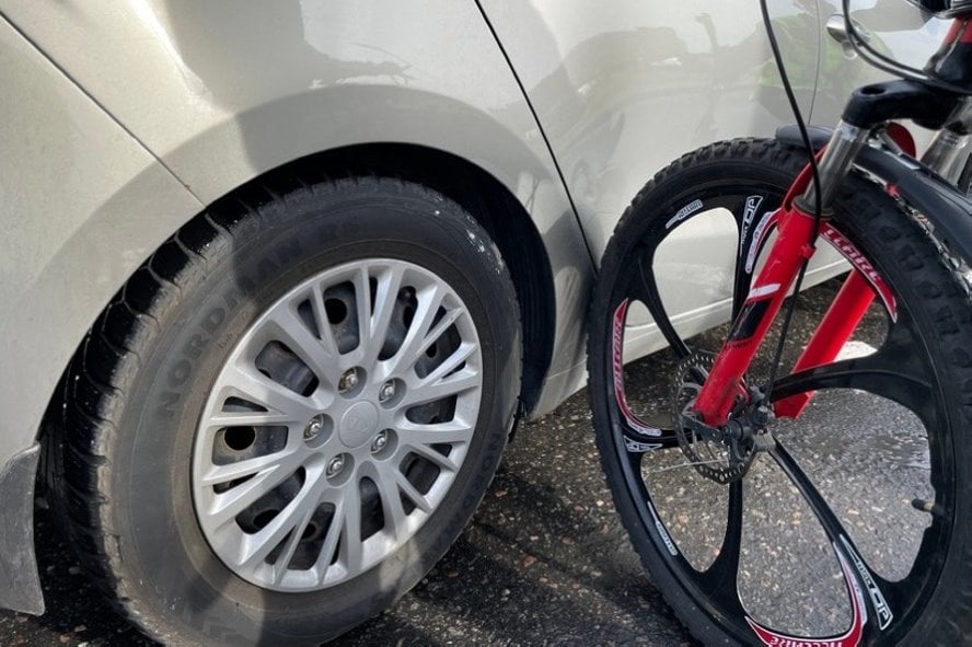 В ДТП пострадал велосипедист. Следствие установило: водитель автомобиля не виноват