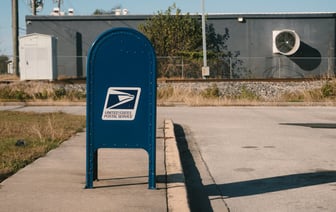 Почтовая служба США приостановила прием посылок из Китая и Гонконга