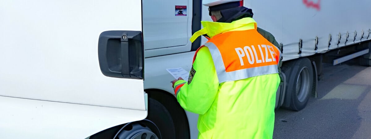 В Германии в кабине фуры нашли умершего белоруса. Что известно?