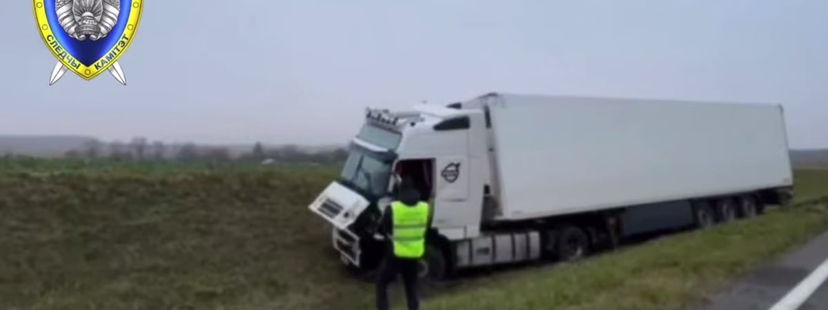 В Ошмянском районе водитель фуры погиб под ее колесами