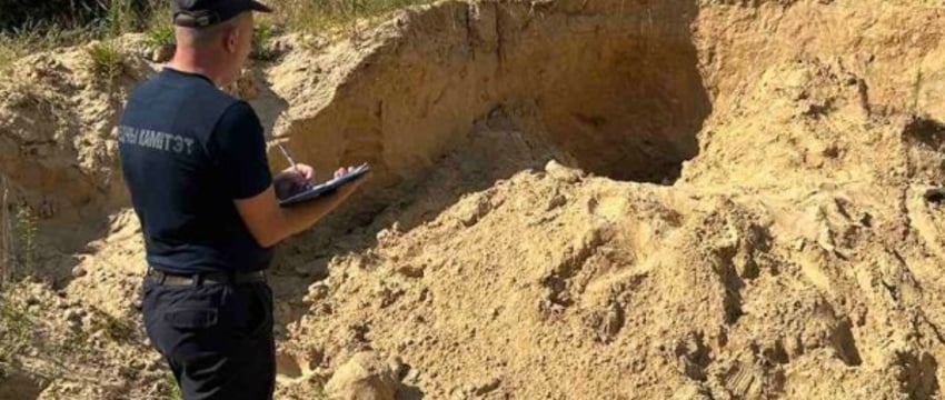 В Столинском районе подростки копали тоннель в заброшенном карьере - одного из них засыпало песком. СК рассказал подробности
