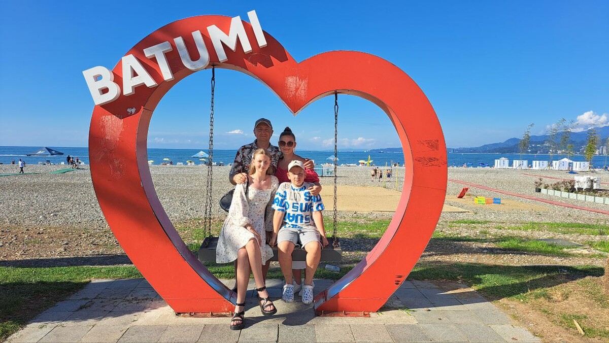 «Успели сходить пешком в Турцию». Белорусы рассказали, как съездили в Грузию