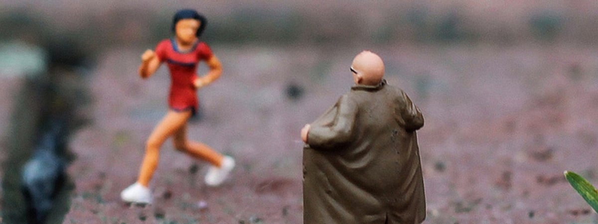 В Лиде мужчина поспорил с другом и снял штаны — что было дальше