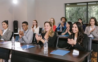 Участников группы «Би-2», которых задержали в Таиланде, получили штраф