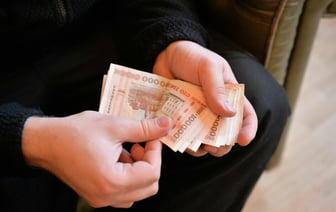 В Нацбанке назвали последний день, когда белорусы могут обменять банкноты образца 2000 года — Полезно