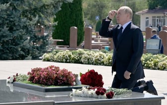 Пастухов: «Путина припекло так сильно, что не дотянули до памятной даты»