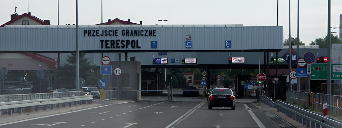 Белорусы пожаловались на невозможность въехать в Польшу по визе PBH