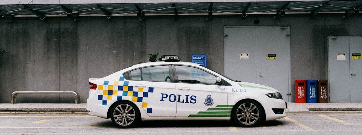 Китай ужесточил контроль за экспортом товаров двойного назначения после санкций США