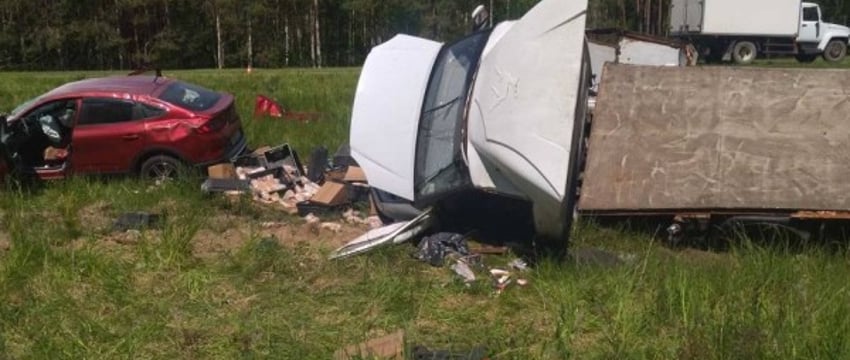 Жесткое ДТП на М1: Житель Кобринского района и пинчанин пострадали