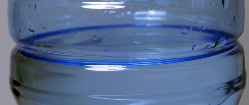 180 рублей — за бутылку воды. Женщину обманула мошенница из Пинска