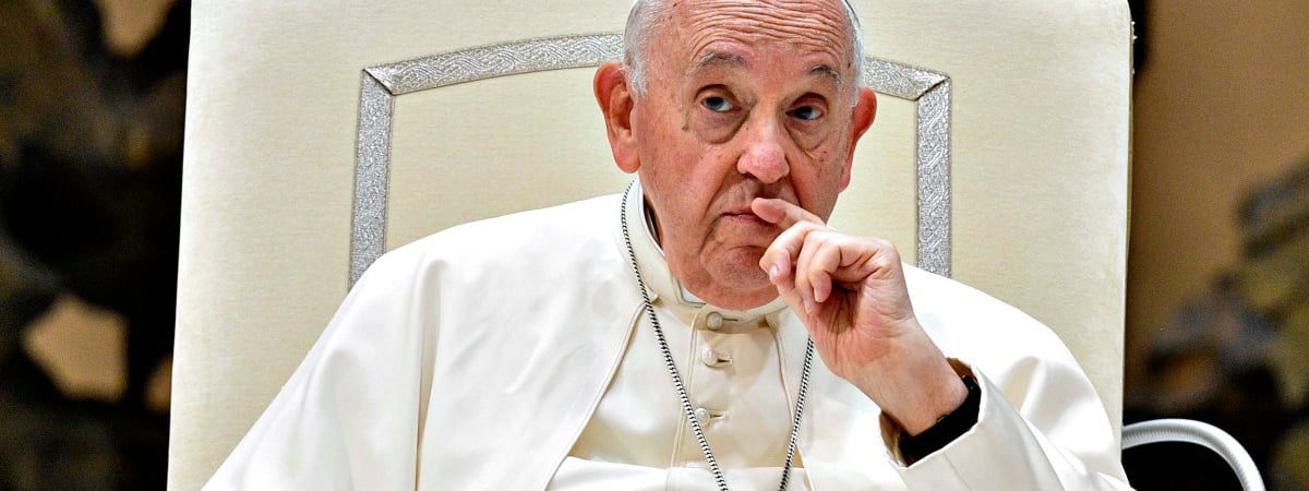 «Страшно и стыдно» — По всему миру оценили слова Папы Римского о «белом флаге» для Украины — Мнение