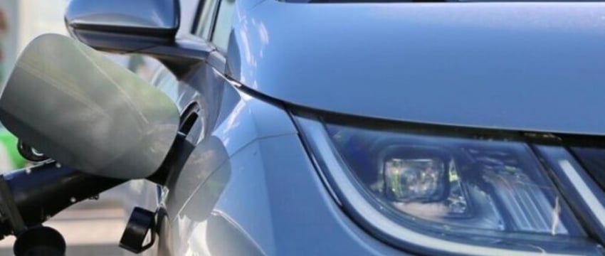 Узнали первую страну мира, где электрокаров больше бензиновых авто