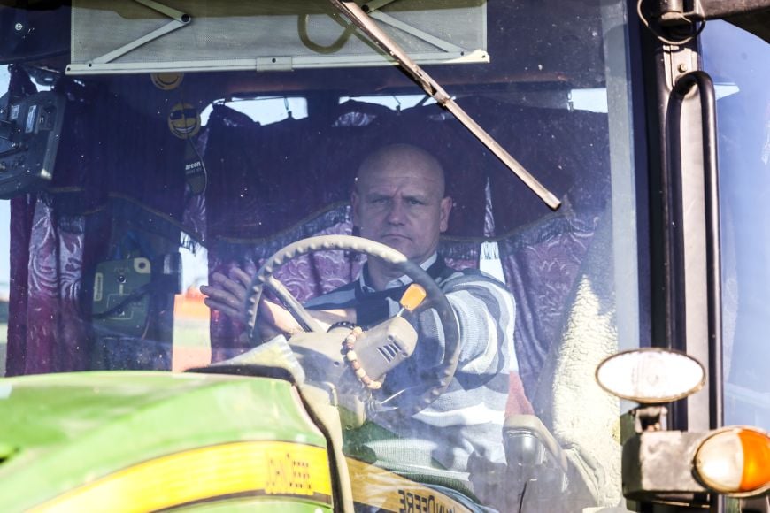 С любовью к земле и людям, или Как в Жабинковском районе женщина руководит целым хозяйством