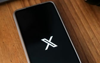 После решения суда X снова отключается в Бразилии.
