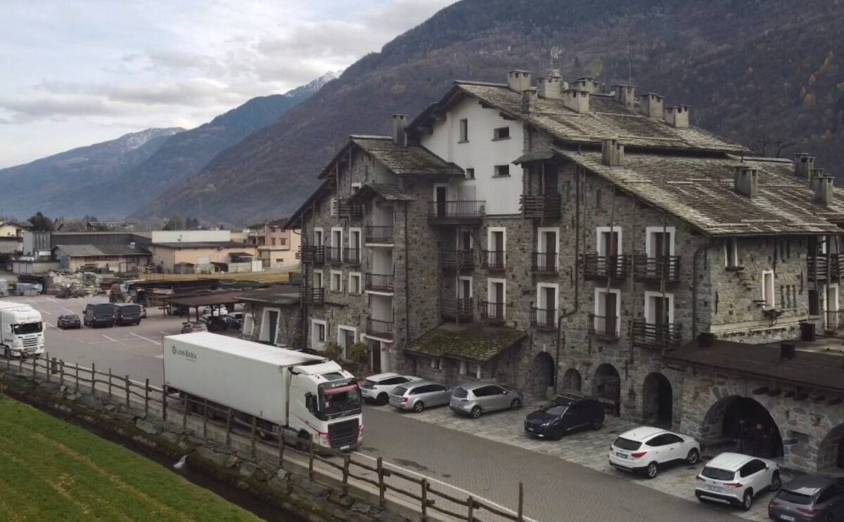 Белоруска три года дальнобоит по Европе, занимается спортом и... не теряет груз!