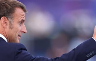 Импичмент президента Франции инициировали парламентарии