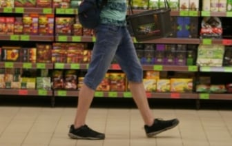 Сколько в среднем белорусы тратят в магазинах за день? Рассказал Белстат