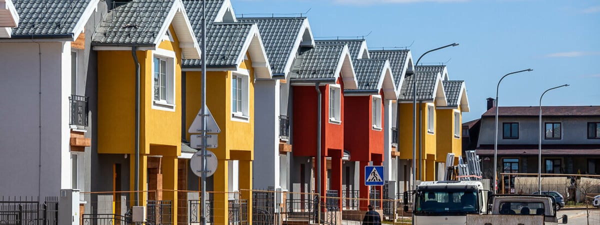 Совмин разрешил застройщикам передавать белорусам в собственность недостроенные дома