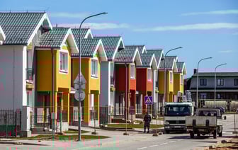 Совмин разрешил застройщикам передавать белорусам в собственность недостроенные дома