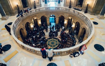 Латвия решила тратить минимум 4% ВВП на оборону с 2026 года