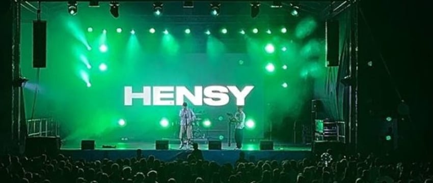 Hensy выступил в Бресте на День молодежи. Публикуем видео