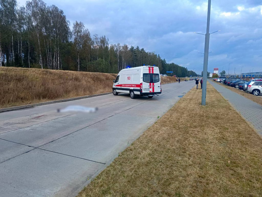 19-летняя мотоциклистка наехала на бордюр и погибла на месте