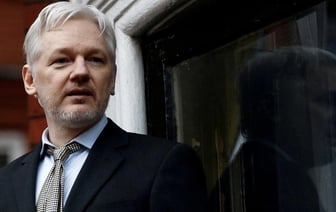 "Коррумпированный, сфальсифицированный": Глава WikiLeaks раскритиковал Суд над Ассанжем перед вынесением ключевого решения