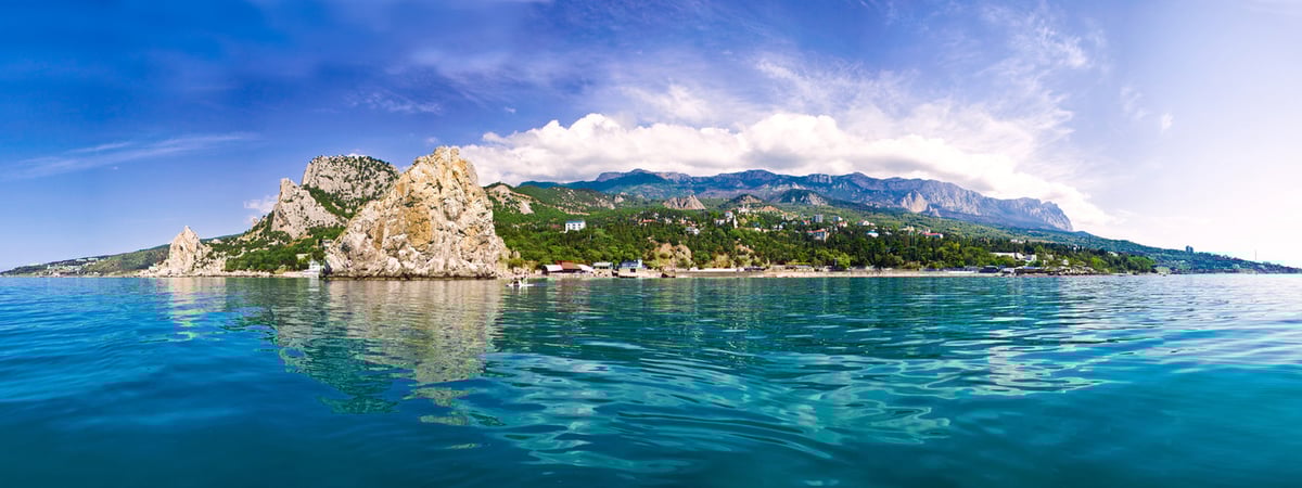 «Слетал на Бали — сделал всё, что нужно». Как релоканты ездят на лечение в другие страны