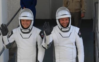Crew Dragon стартовал к МКС на ракете-носителе Falcon 9