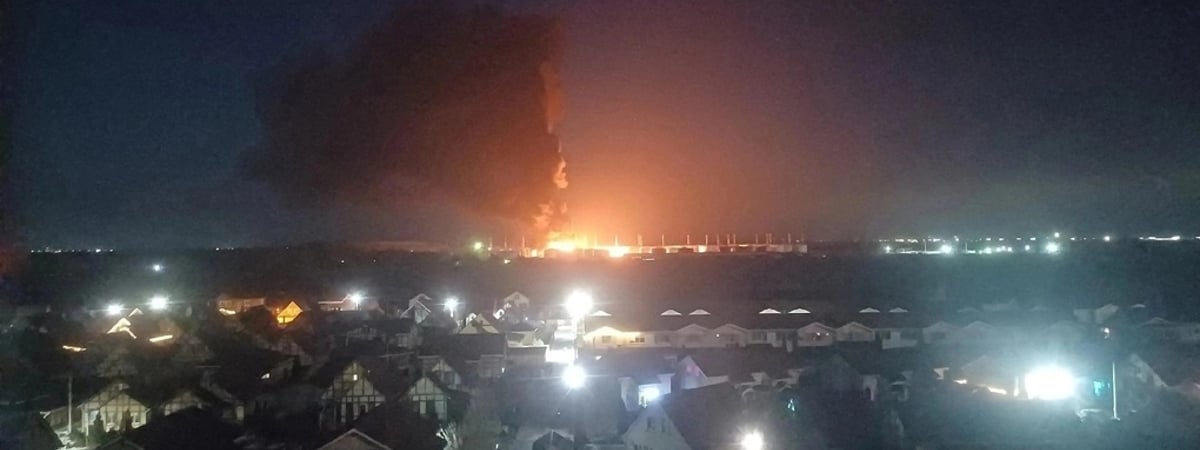 В ночь на 14 января Украина атаковала территорию России более чем двумя сотнями дронов — Видео