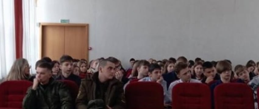 За кражу вейпа судили жителя Барановичей в одной из городских школ
