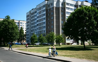 Эксперт по недвижимости посчитала, сколько нужно «не есть и не пить», чтобы купить «однушку» в Минске