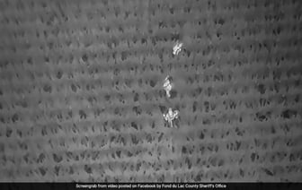 Беспилотник помогает спасти трехлетнего ребенка, заблудившегося на темном кукурузном поле в США