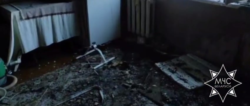 Спасли женщину, эвакуировали 17 человек - пожар в общежитии в Орше