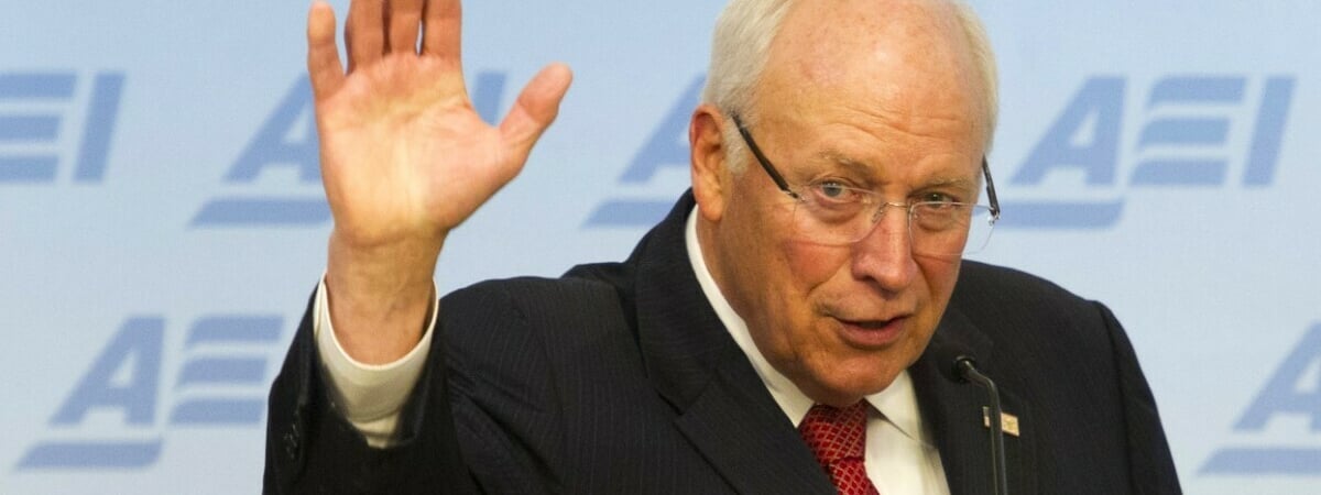 Бывший вице-президент республиканец Чейни пообещал голосовать за демократку Харрис