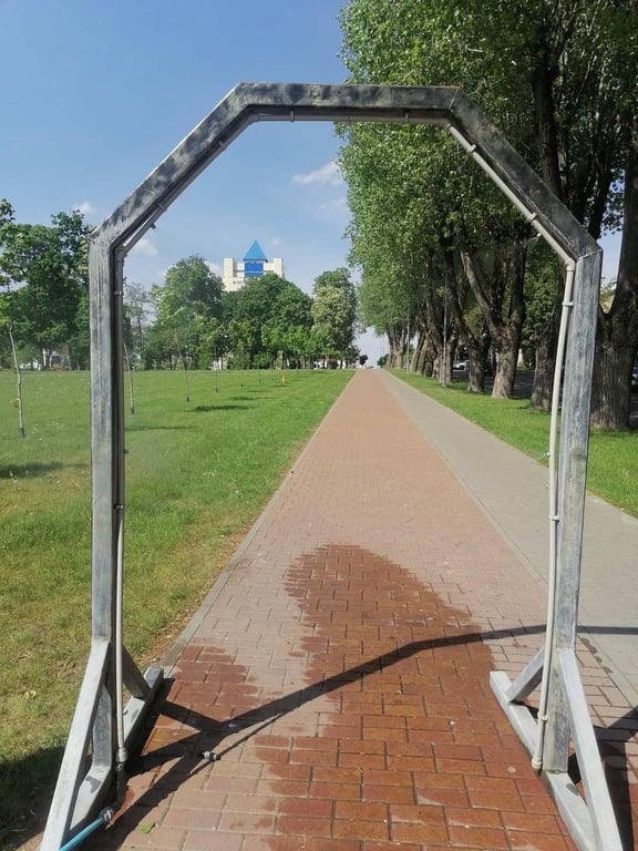 Арочные охлаждающие конструкции вновь вернулись на улицы Бреста. Где они расположены?