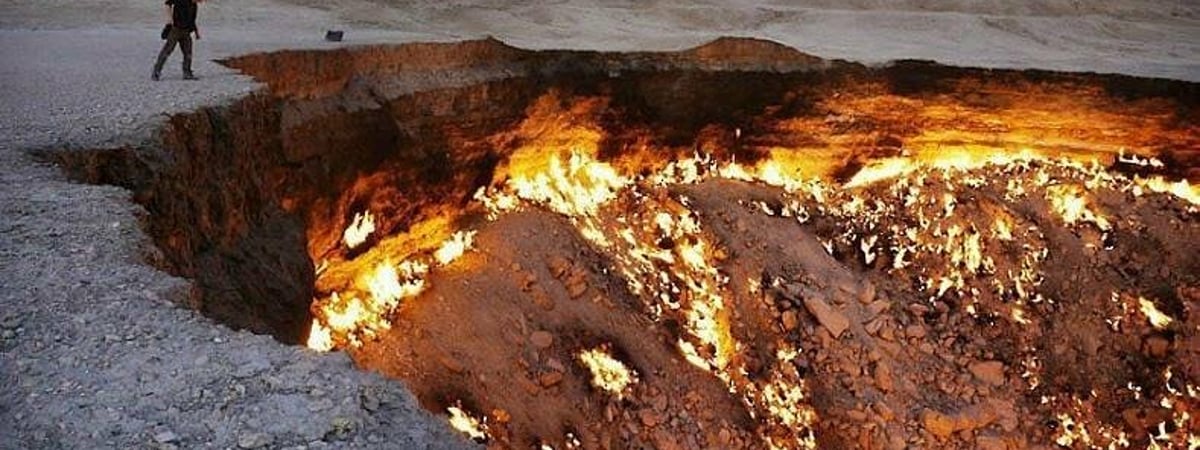 «Врата в ад» — Видео с огненным кратером покорило соцсети — Видео