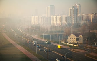 «Это может быть инверсия» — В МЧС назвали предполагаемую причину дыма и запаха гари в Минске