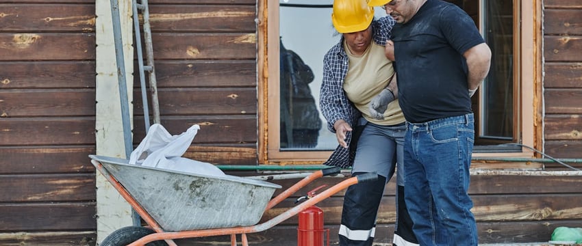 На Могилевщине двум работникам сельхозпредприятий не заплатили за работу сверхурочно и в выходные — они пожаловались на начальство. Вот что было дальше