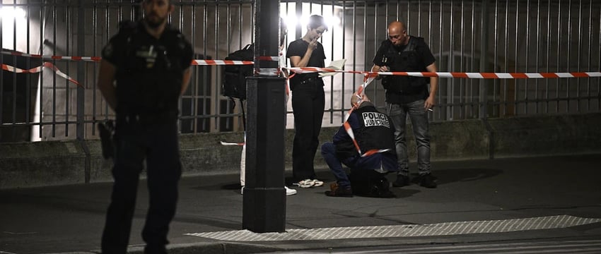 Солдат ранен в результате нападения с ножом в Париже, подозреваемый арестован: полиция