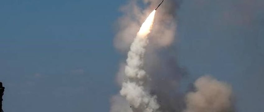 Многочисленные взрывы в Киеве: Россия запускает беспилотники и ракеты