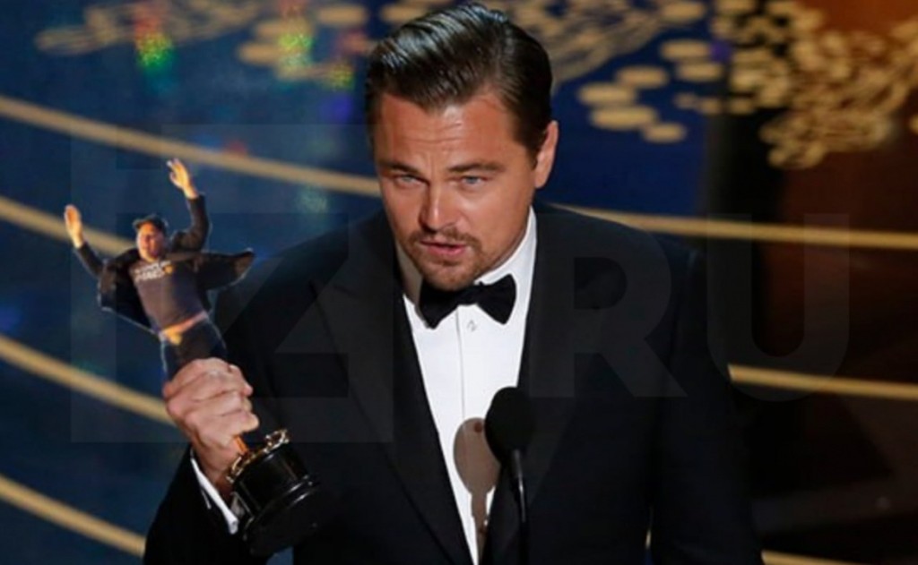 Илон Маск стал мемом после прыжков на митинге Трампа