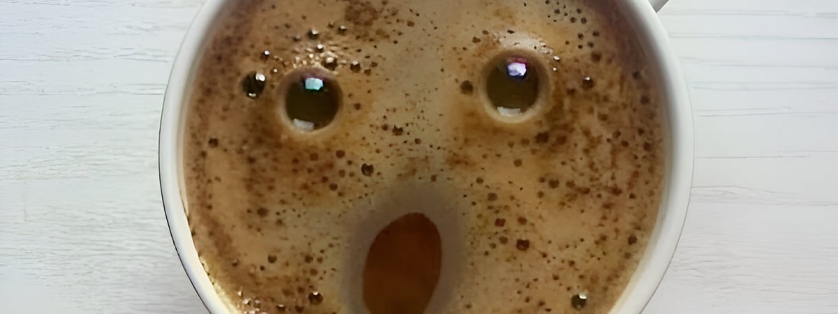 Зачем нагревать чашку перед тем, как налить кофе? Есть 2 причины — Полезно