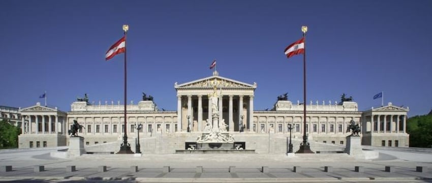 Лукашенко призвал Австрию отпраздновать 80-летие Победы над нацизмом