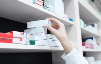 Сколько зарабатывает и на что тратит деньги молодой фармацевт